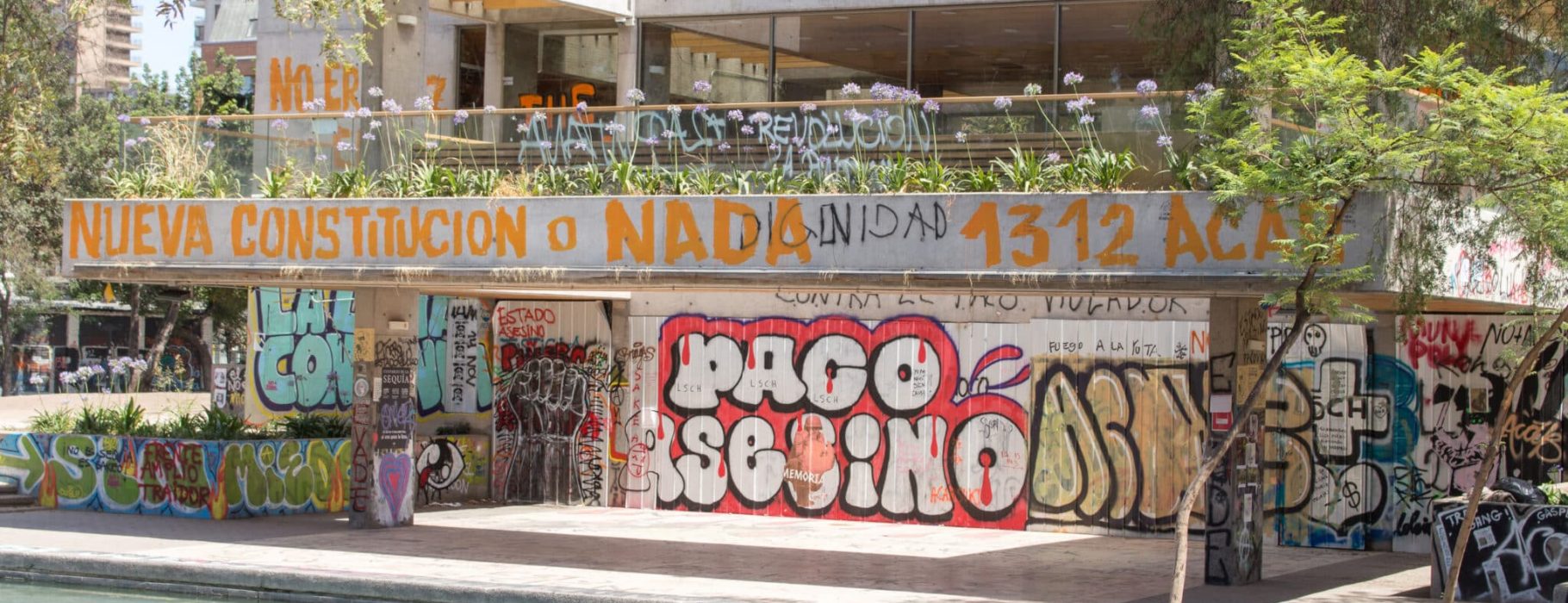 Santiago chile revolution 2019 street art